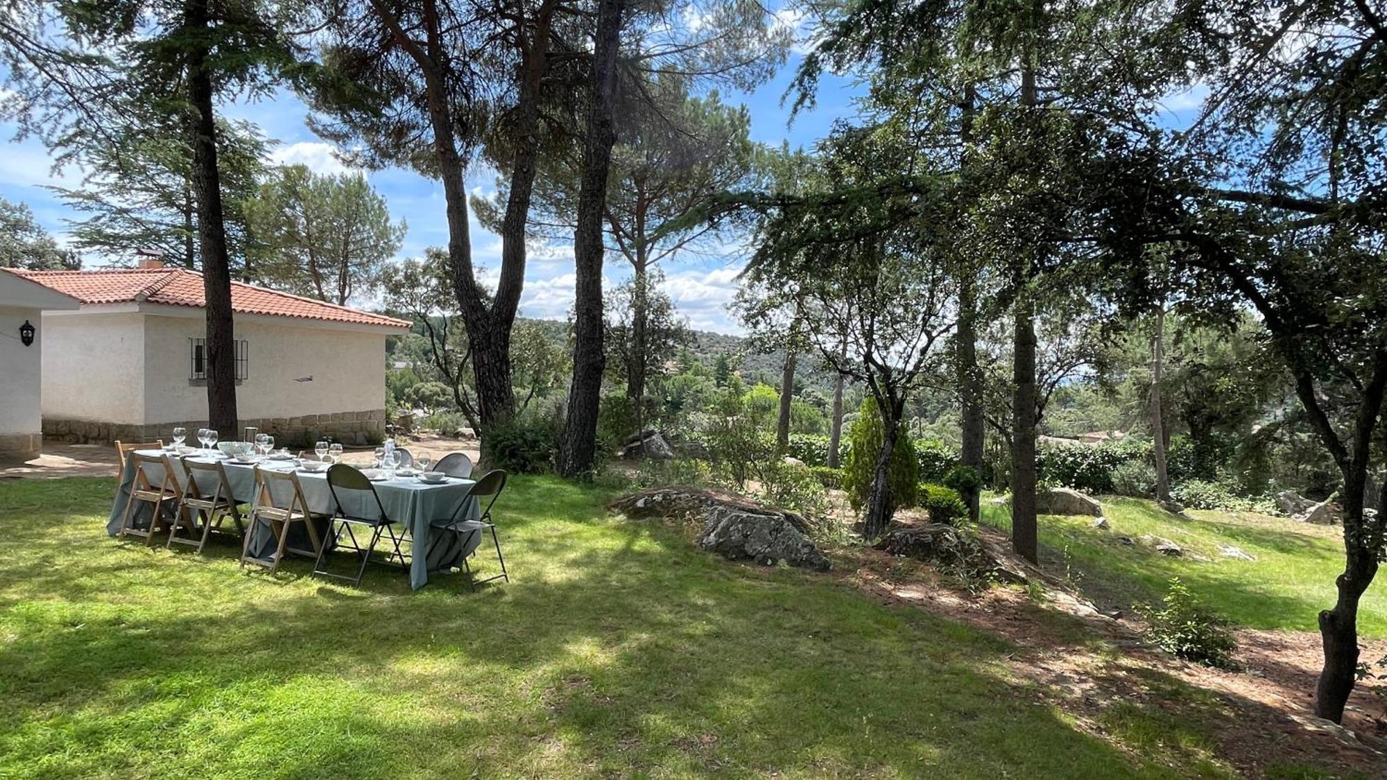 Chalet Con Piscina En Torrelodones Eksteriør billede